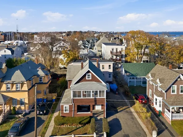 10-12 Charles St, Winthrop, MA 02152