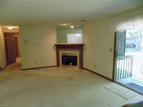 4th image of 6231 Hidden Creek Dr