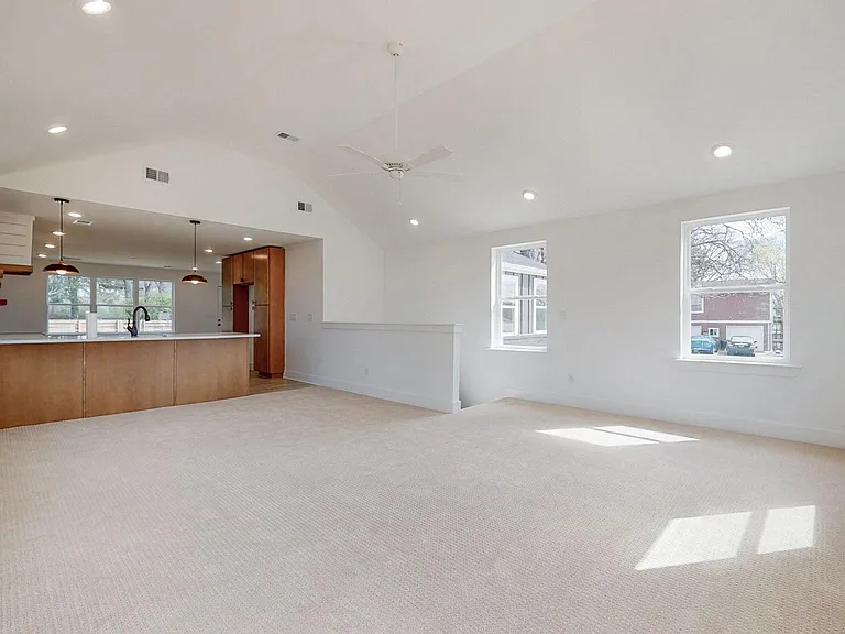 508 Vinson Dr — Photo 4