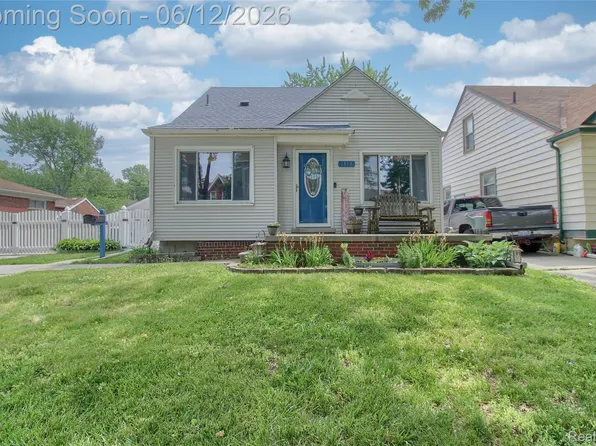 1813 Buckingham Ave, Lincoln Park, MI 48146