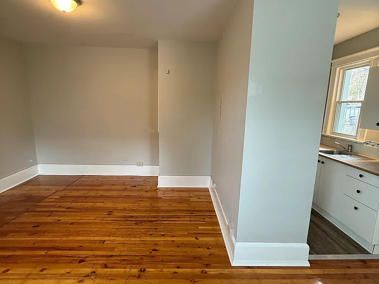 512 Whitney Ave #1B — Photo 4