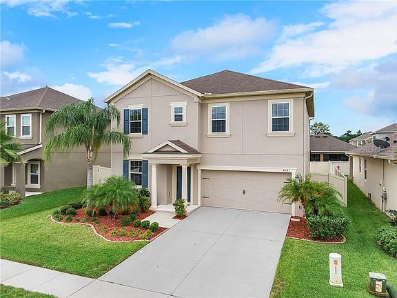 2nd image of 8141 Lazy Bear Ln