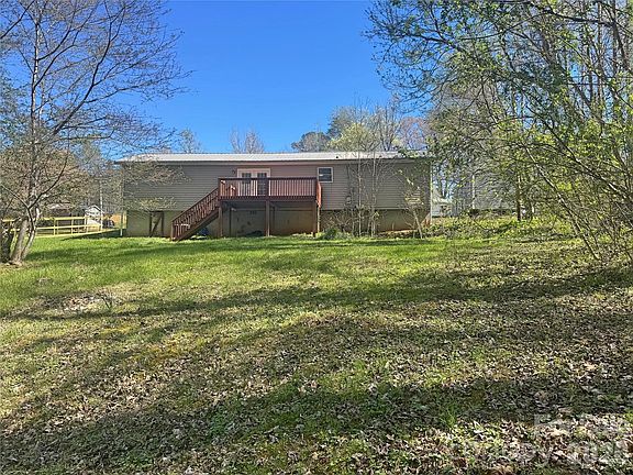 3rd image of 231 Pearidge Rd