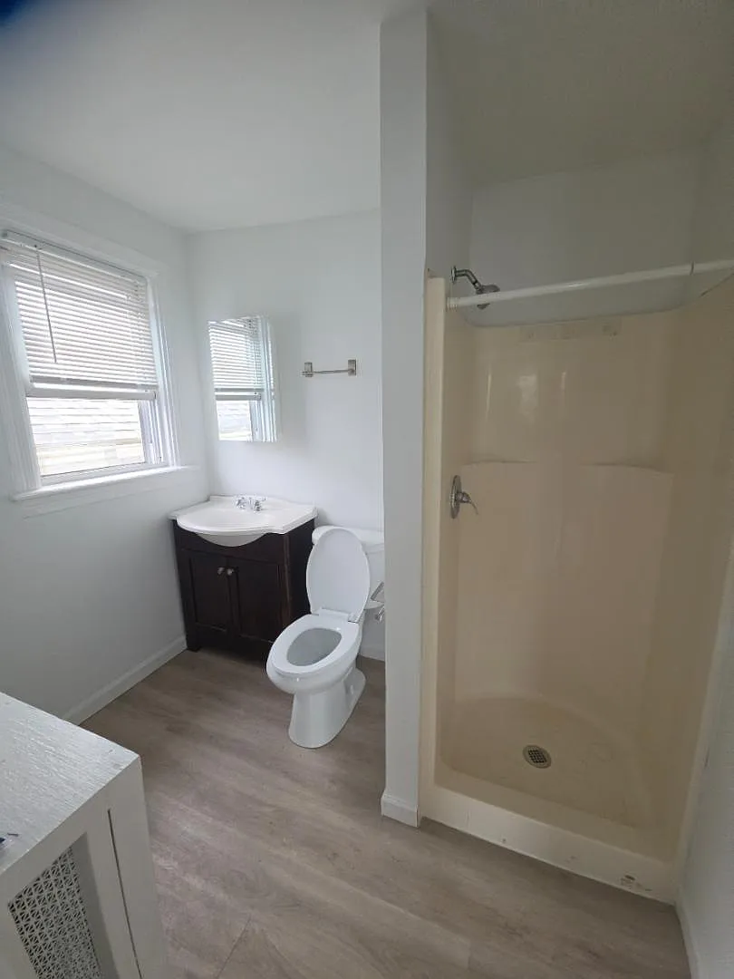 129 S Kingston Ave - Rm 9 — Photo 3