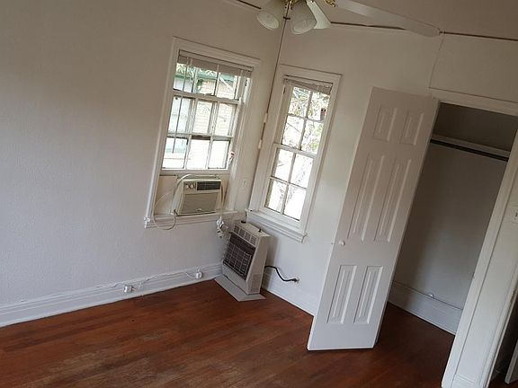 5th image of 5908 La Vista Dr