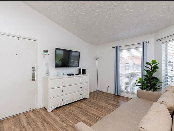 3rd image of 14721 Whitecap Blvd APT 395