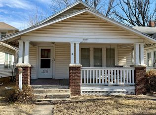 1716 SW Lane St, Topeka, KS 66604