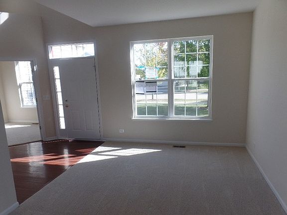 5th image of 2535 Prairie Crossing Dr