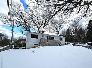 198 Blackrock Rd, Coventry, RI 02816