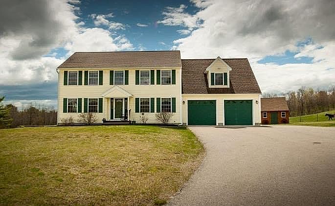 2nd image of 14 Great Hill Rd