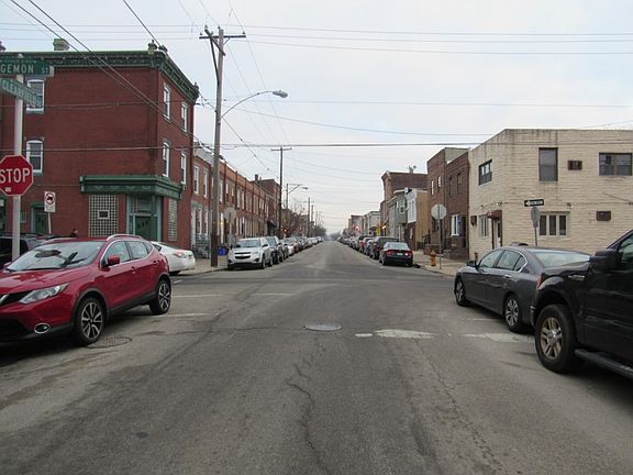 4th image of 2706 E Clearfield St