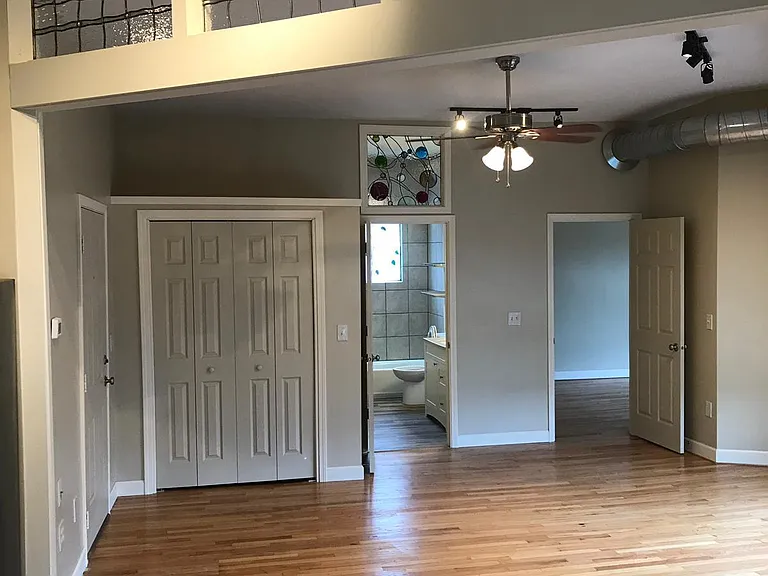 1507 Lake Dr SE #1 — Photo 3