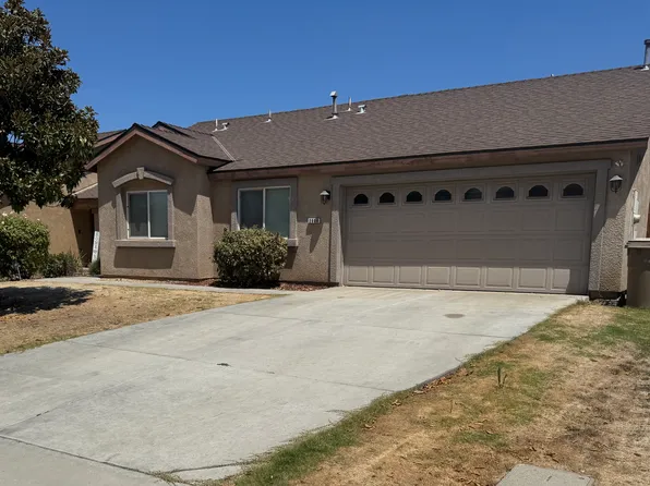 2608 Rain Dr, Bakersfield, CA 93313