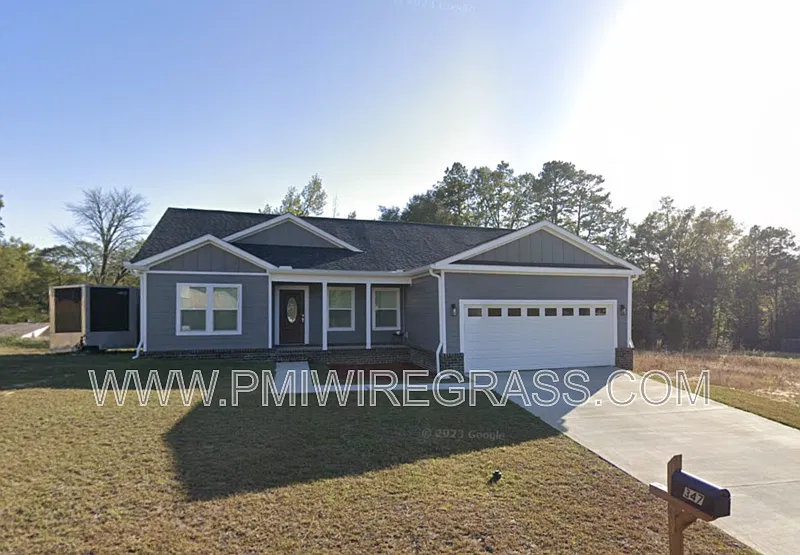 347 Spruce Ln