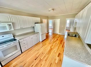 2 Sanborn St #3, Peabody, MA 01960