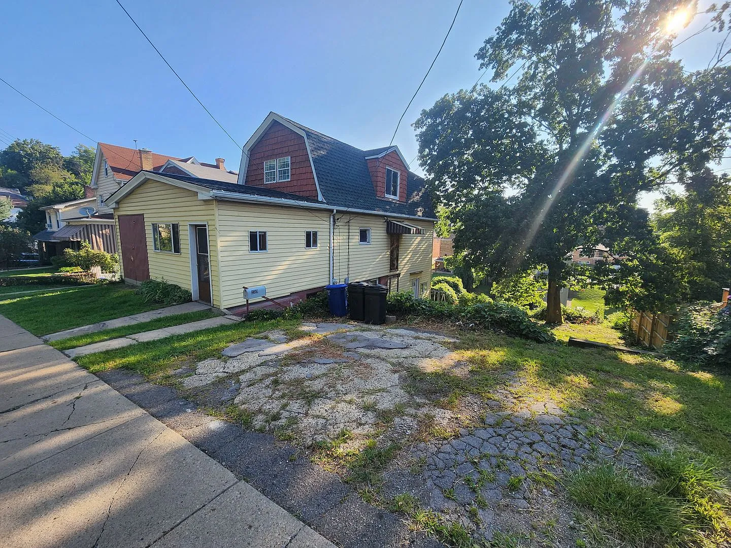 2359 Saranac Ave photo 1
