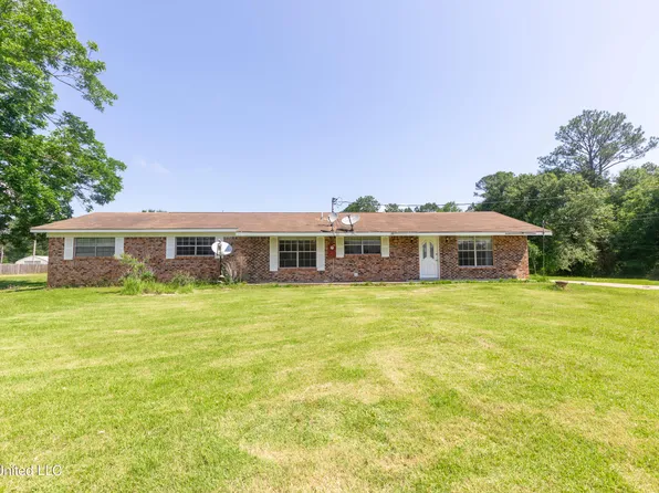 15800 Krohn Rd, Ocean Springs, MS 39565