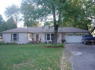 995 Rustic Ln, Whiteland, IN 46184