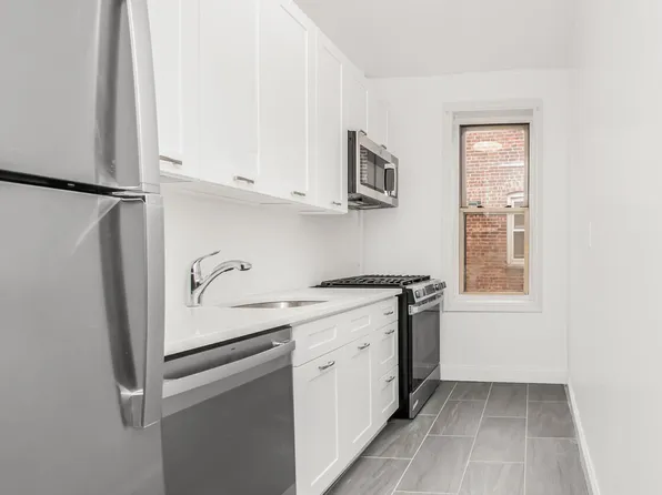 2166 Bronx Park East image 16 of 20