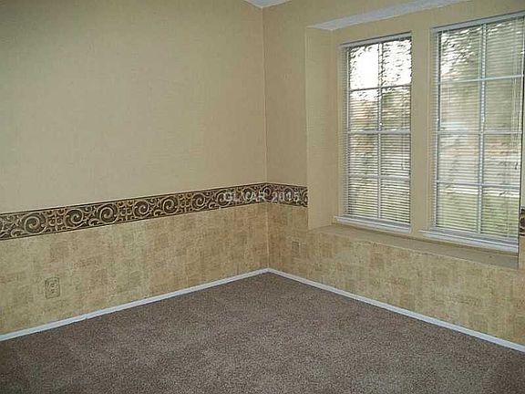 3rd image of 5763 Cedar Ave