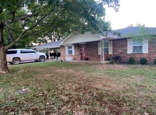 1404 NW H St, Stigler, OK 74462