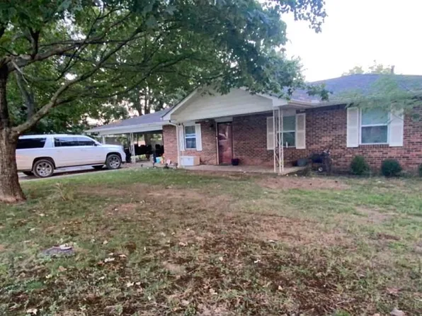 1404 NW H St, Stigler, OK 74462