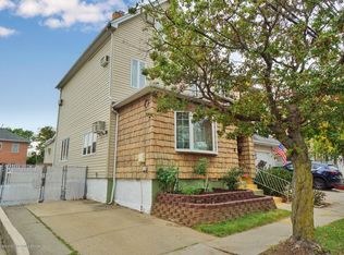 104 Seaview Ave, Staten Island, NY 10304