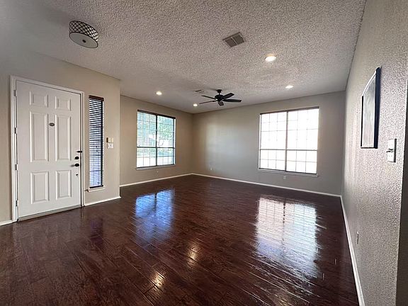 5th image of 3628 Mason Dr
