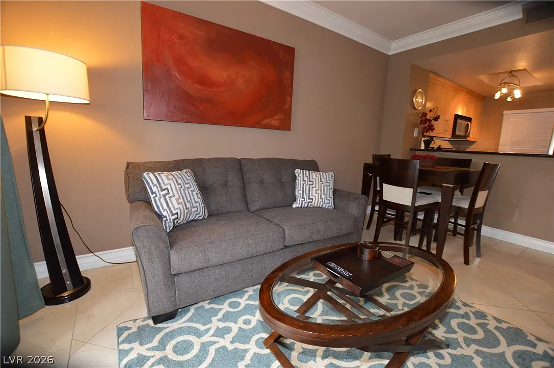 1 bed, 1.0 bath, 530 sqft, $1,500 — Photo 2