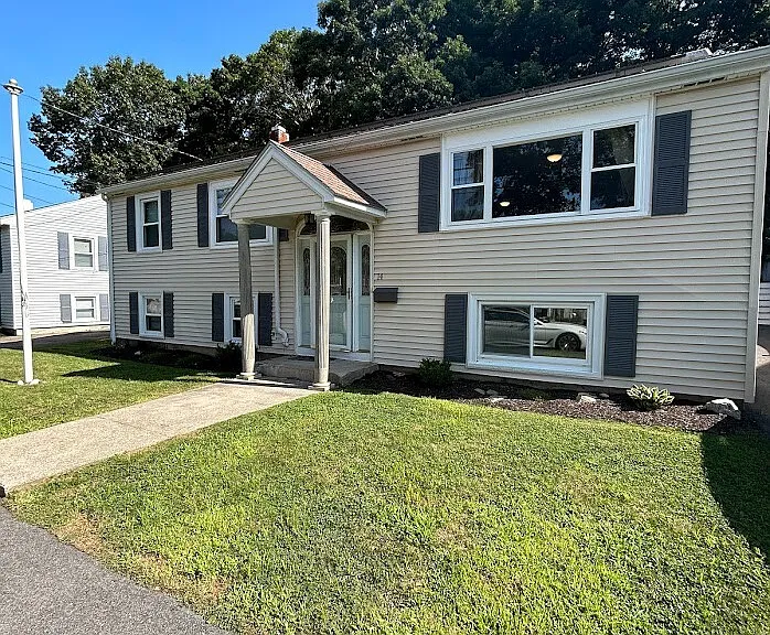14 Cedarcrest Rd — Photo 1