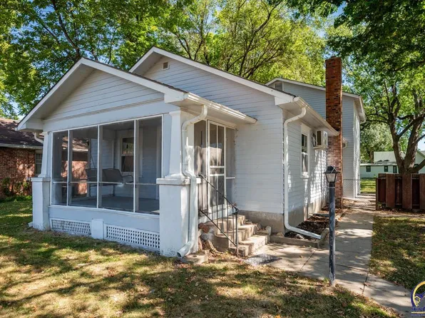 1810 NW Fillmore St, Topeka, KS 66608