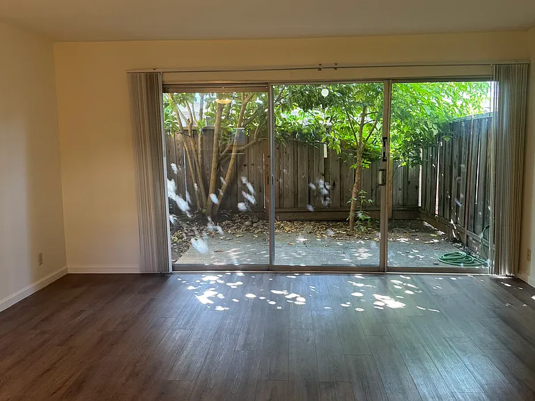 2295 Latham St #3 — Photo 1