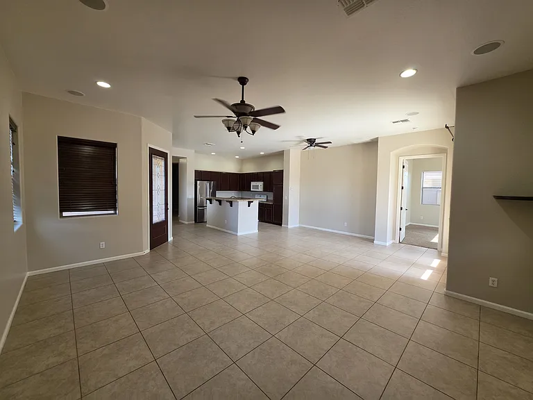2328 E Alida Trl — Photo 4