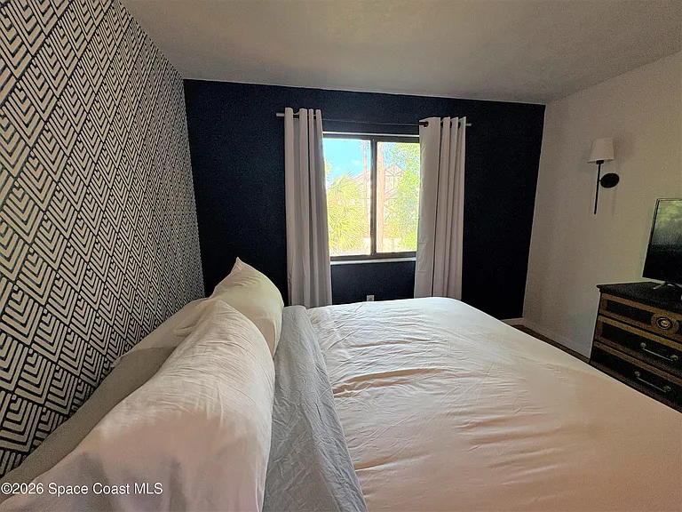 9020 York Ln #10H — Photo 11