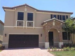 10424 SW 225th Ter, Miami, FL 33190