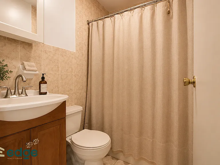 1221 Atlantic Ave #4B — Photo 6