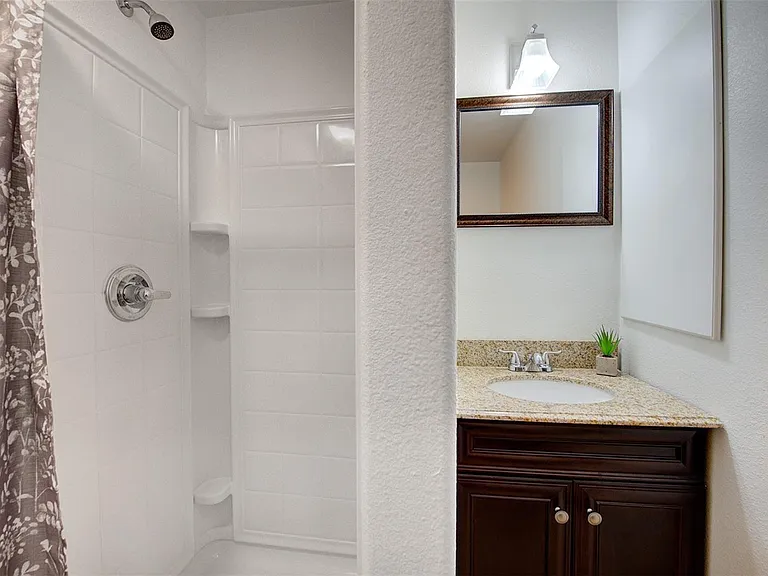 9687 Newcastle Dr — Photo 11