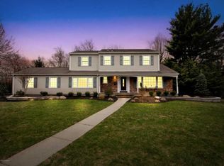 23 Downing Ct, Middletown, NJ 07748