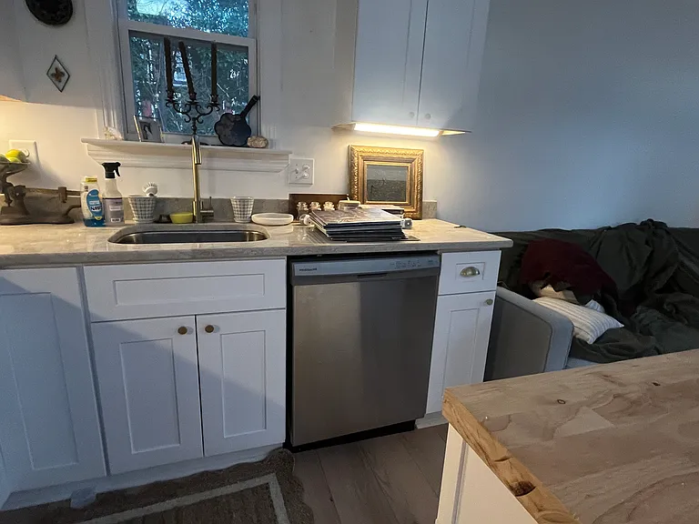 612 Martine Rd — Photo 16