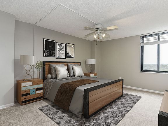 5th image of 7401 Westlake Ter APT 1513