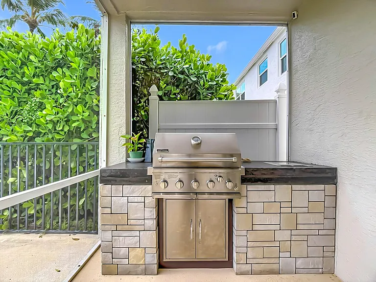 1154 Oakwater Dr — Photo 25