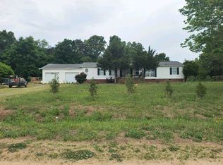 208 Green Pasture Ln, Ruffin, NC 27326