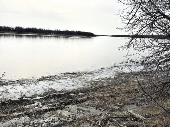 Maple Dr NW, Baudette, MN 56623