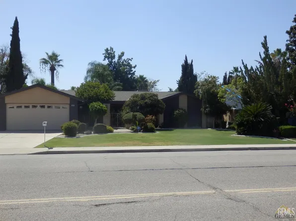 9909 Palm Ave, Bakersfield, CA 93312