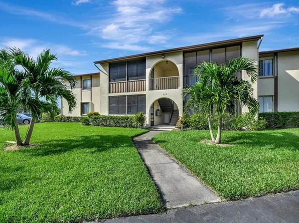 333 Knotty Pine Circle #A-2, Greenacres, FL 33463