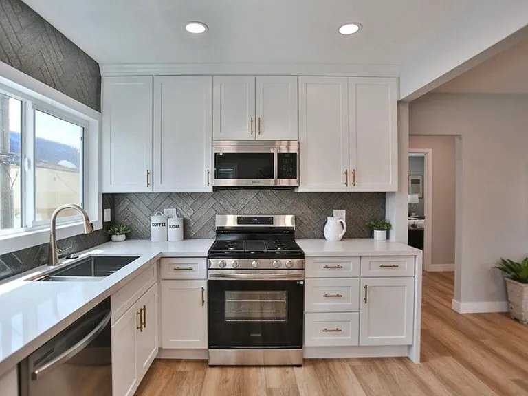 436 Cedar Ave #15 — Photo 7