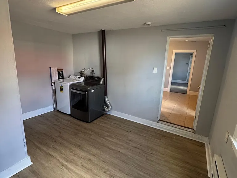 729 E Haverford Rd — Photo 15