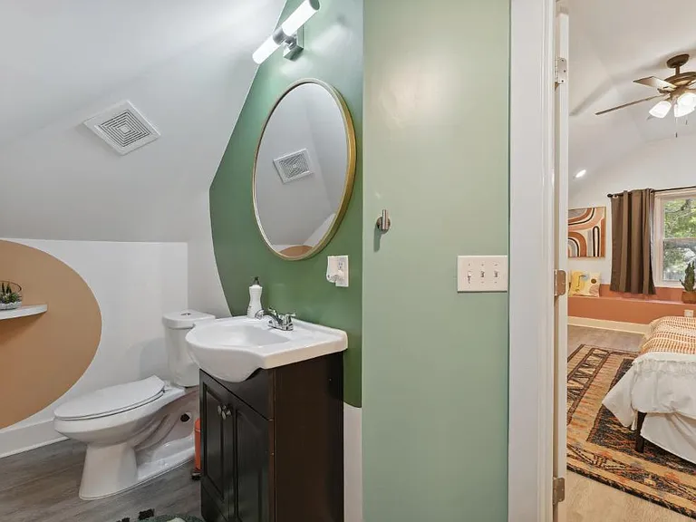 307 W 36th St #C — Photo 10