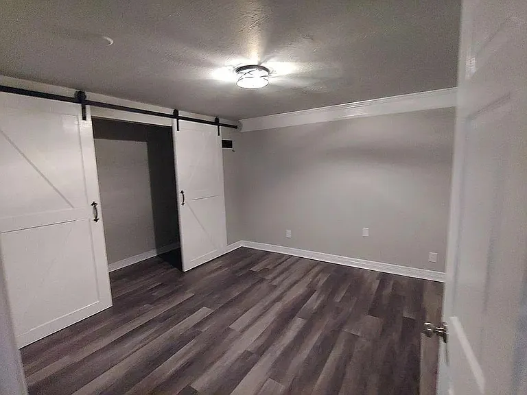 111 Harborside Ct — Photo 20