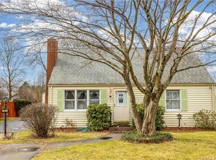 3 Goodrich Ave, Cromwell, CT 06416